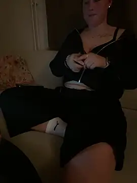 justsomeoneuknow online show from March 13, 6:14 pm