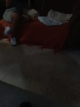 Snapshot of Juanstevan2724 chatting on February 22, 11:03 pm Juanstevan2724 online show from February 22, 11:03 pm