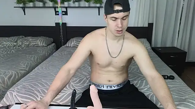 Kris Braun online show from February 5, 1:43 am