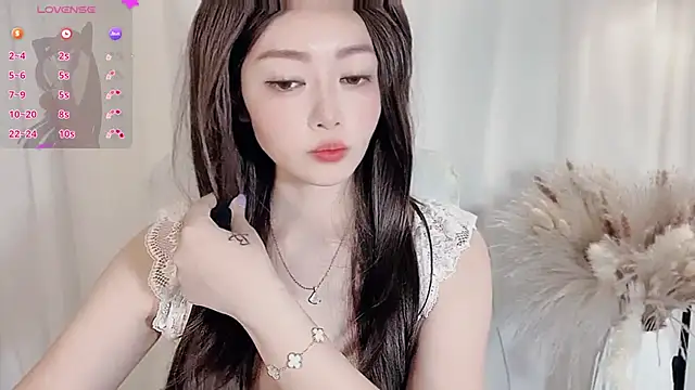 XinYuemeimei online show from May 26, 2:46 pm