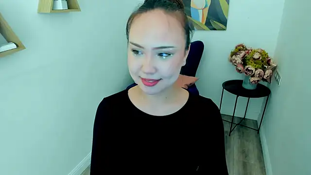 GlowMe online show from April 4, 3:16 am