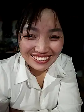 lia-coy online show from February 15, 12:47 pm