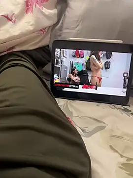 Mumbai Guy 143 online show from January 16, 2:10 pm