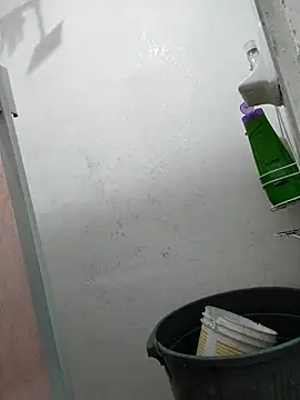 Snapshot of Eduardoo18cm chatting on April 4, 11:46 pm Eduardoo18cm online show from April 4, 11:46 pm