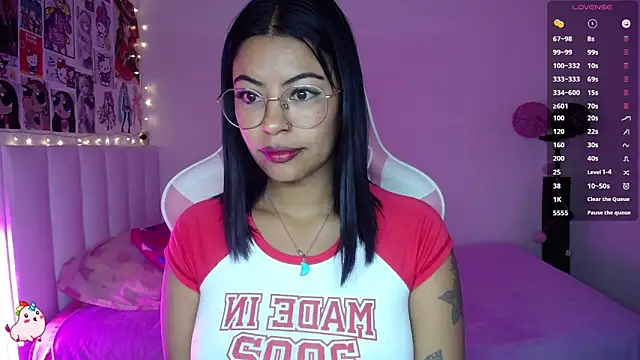 Snapshot of Danna_Soffia chatting on May 6, 1:14 am Danna Soffia online show from May 6, 1:14 am