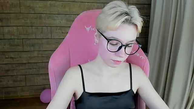 AgataGate online show from April 7, 3:01 pm