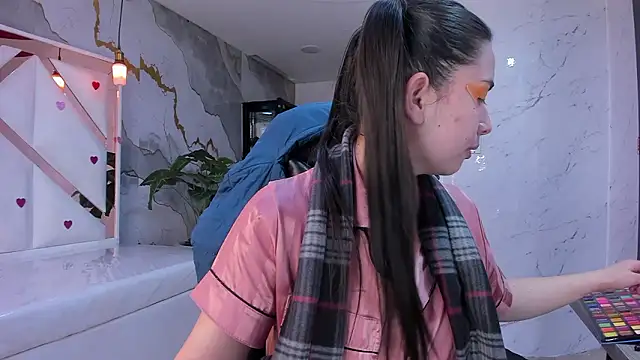 Snapshot of Qetsyah_tf chatting on February 20, 1:11 pm Qetsyah tf online show from February 20, 1:11 pm