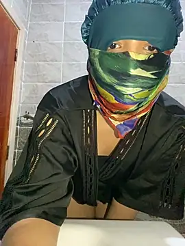 Snapshot of Rabab_Queen chatting on April 3, 12:30 am Rabab Queen online show from April 3, 12:30 am