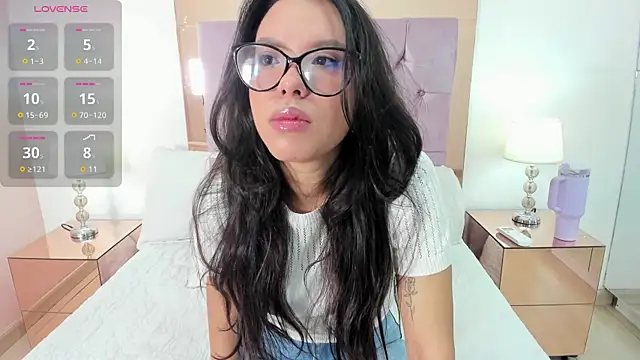 Rose Allure online show from April 1, 11:33 am