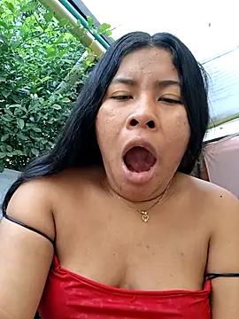 Sweet-Dirty-Storm online show from April 2, 8:06 pm