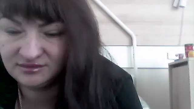 Snapshot of AllinaKis chatting on February 2, 12:59 pm AllinaKis online show from February 2, 12:59 pm