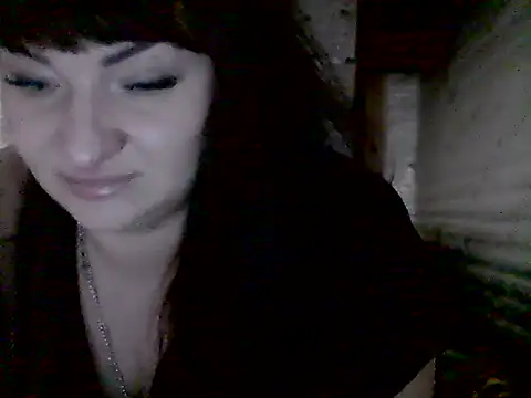 Snapshot of AllinaKis chatting on February 21, 12:06 pm AllinaKis online show from February 21, 12:06 pm