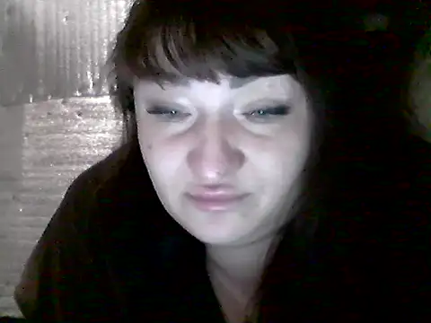 Snapshot of AllinaKis chatting on February 22, 12:15 pm AllinaKis online show from February 22, 12:15 pm