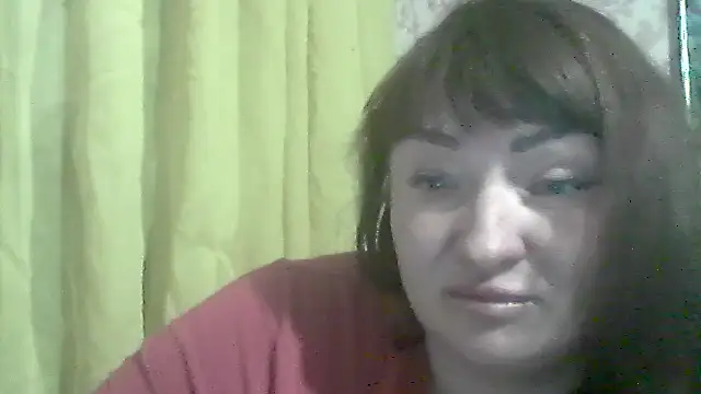 Snapshot of AllinaKis chatting on March 16, 8:24 pm AllinaKis online show from March 16, 8:24 pm