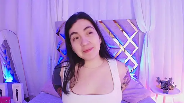 KathiaJenner online show from July 5, 11:39 am