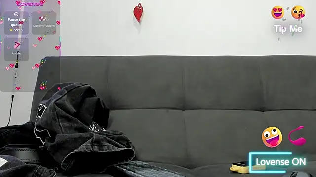 Snapshot of Maxxx_bigcockx chatting on February 25, 4:22 am Maxxx bigcockx online show from February 25, 4:22 am