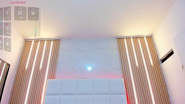 abril snow online show from February 2, 7:34 pm