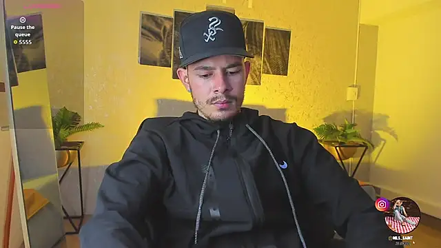 Nils saintt online show from February 3, 2:21 am