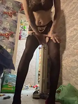 Alis Roxy online show from February 4, 7:09 pm