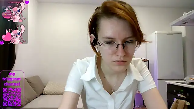 Snapshot of PetralPrime chatting on March 14, 5:18 pm PetralPrime online show from March 14, 5:18 pm