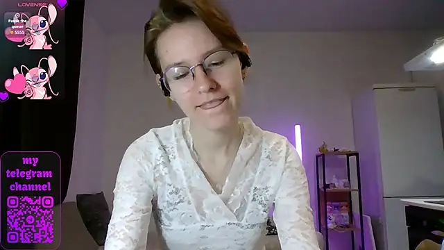 Snapshot of PetralPrime chatting on March 23, 5:50 pm PetralPrime online show from March 23, 5:50 pm