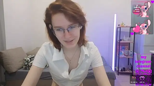 Snapshot of PetralPrime chatting on April 3, 3:10 pm PetralPrime online show from April 3, 3:10 pm