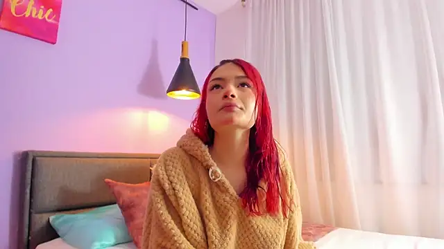 Snapshot of lanablacke_ chatting on February 19, 12:23 pm lanablacke online show from February 19, 12:23 pm