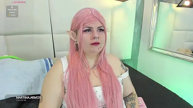 Martina armos online show from February 3, 1:49 pm