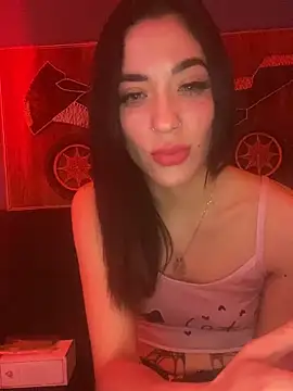 Snapshot of MamiSoft420 chatting on February 23, 12:24 pm MamiSoft420 online show from February 23, 12:24 pm