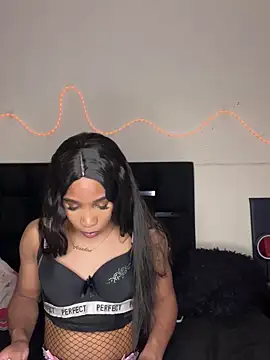 YourDreamReal online show from March 3, 10:59 pm