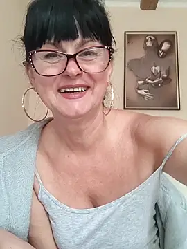 AliceSwan57 online show from June 15, 8:38 am