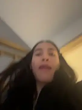 JuliaaVega online show from May 12, 12:02 pm