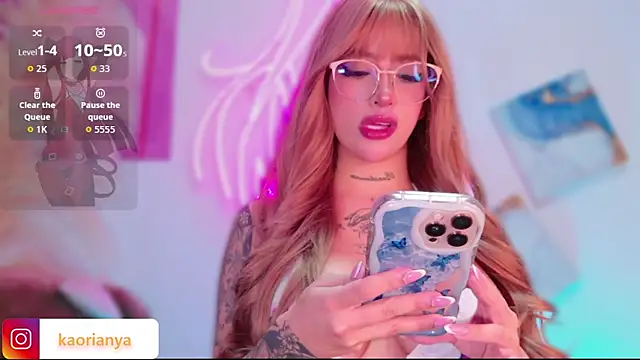 Snapshot of kaorianya chatting on February 24, 7:56 pm kaorianya online show from February 24, 7:56 pm