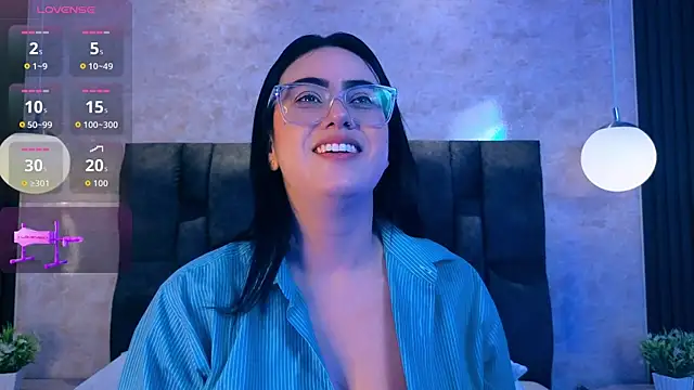 vicky grey online show from April 1, 2:14 pm