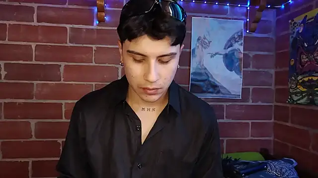 Snapshot of PaulDamico chatting on February 7, 4:00 pm PaulDamico online show from February 7, 4:00 pm