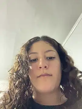 Snapshot of lizzy_luminair chatting on February 2, 3:38 am lizzy luminair online show from February 2, 3:38 am