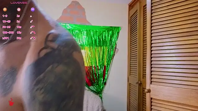 mister eithan online show from April 10, 2:39 am