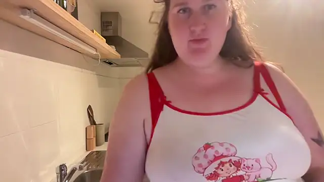 xopeachybaby online show from May 27, 7:05 am