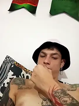 Snapshot of blackninja66 chatting on February 17, 12:23 pm blackninja66 online show from February 17, 12:23 pm