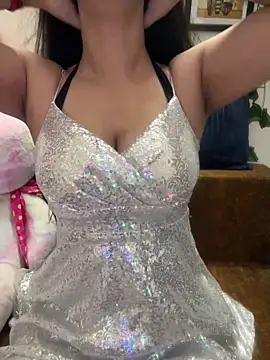 Snapshot of Maahhii chatting on June 15, 10:39 am Maahhii online show from June 15, 10:39 am
