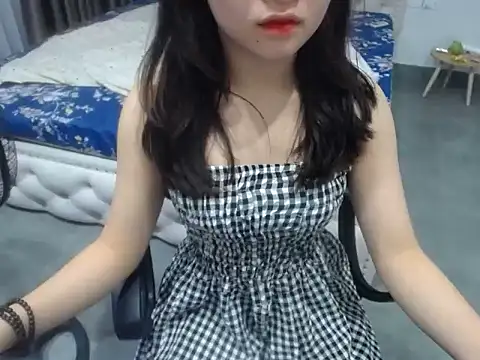 Alinana Miss01 online show from March 5, 4:25 pm