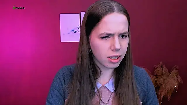 Snapshot of lumi_soft chatting on February 3, 8:41 am lumi soft online show from February 3, 8:41 am