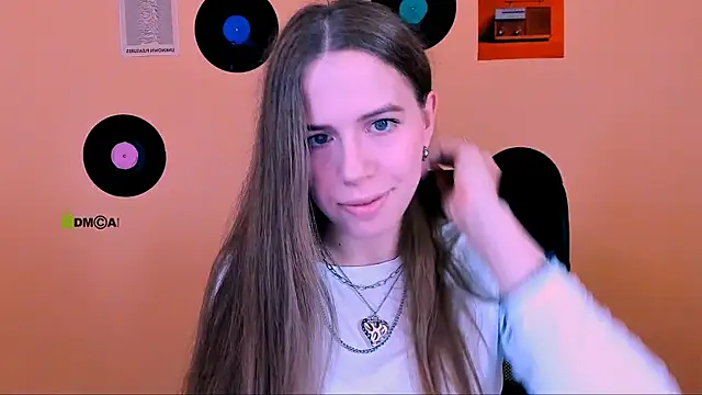 Snapshot of lumi_soft chatting on July 10, 7:34 am lumi soft online show from July 10, 7:34 am
