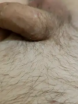 Snapshot of Halunja chatting on February 3, 7:30 pm Halunja online show from February 3, 7:30 pm