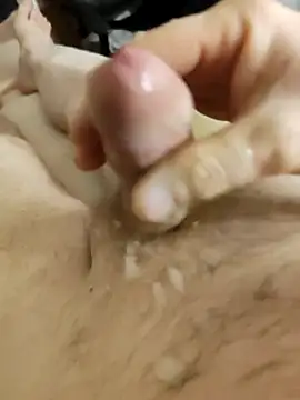 Snapshot of Halunja chatting on March 10, 8:14 pm Halunja online show from March 10, 8:14 pm