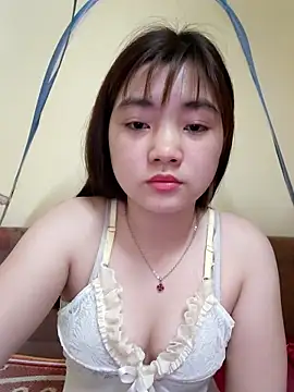Snapshot of Pinks_cool chatting on March 8, 8:18 am Pinks cool online show from March 8, 8:18 am