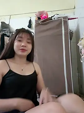 Snapshot of Pinks_cool chatting on March 15, 5:46 am Pinks cool online show from March 15, 5:46 am
