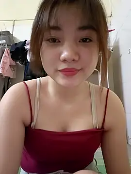 Snapshot of Pinks_cool chatting on April 14, 5:08 pm Pinks cool online show from April 14, 5:08 pm