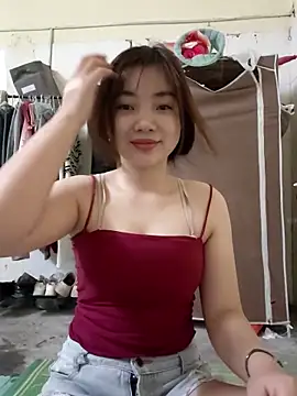 Snapshot of Pinks_cool chatting on April 17, 3:04 pm Pinks cool online show from April 17, 3:04 pm