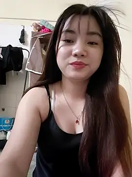 Snapshot of Pinks_cool chatting on April 26, 3:42 pm Pinks cool online show from April 26, 3:42 pm